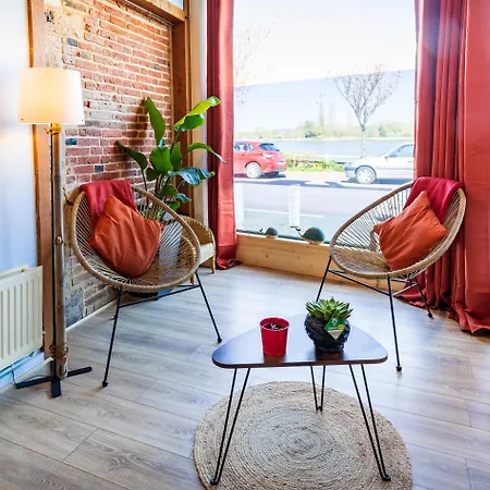 Maison De En Bord De Seine A 度假居