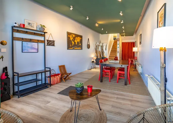 Maison De En Bord De Seine A La Bouille