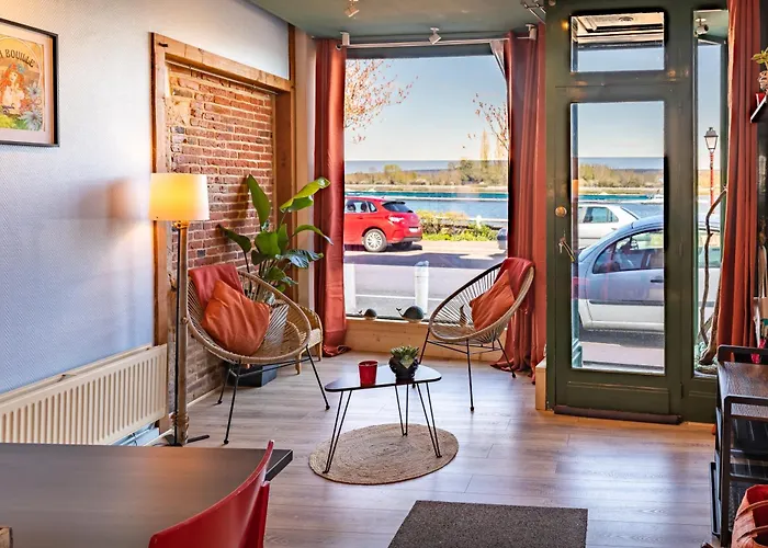 Maison De En Bord De Seine A La Bouille