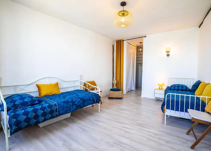 Maison De En Bord De Seine A La Bouille